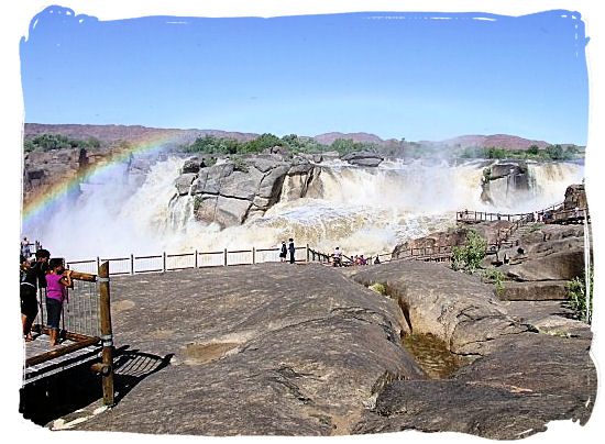 The famous Augrabies Falls - The Kalahari desert, place of breathtaking Kalahari safaris